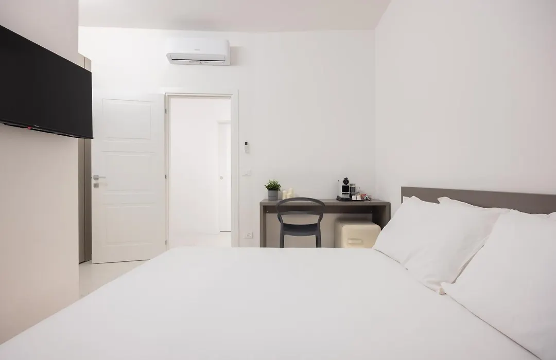 Excelsior Station Suite-1